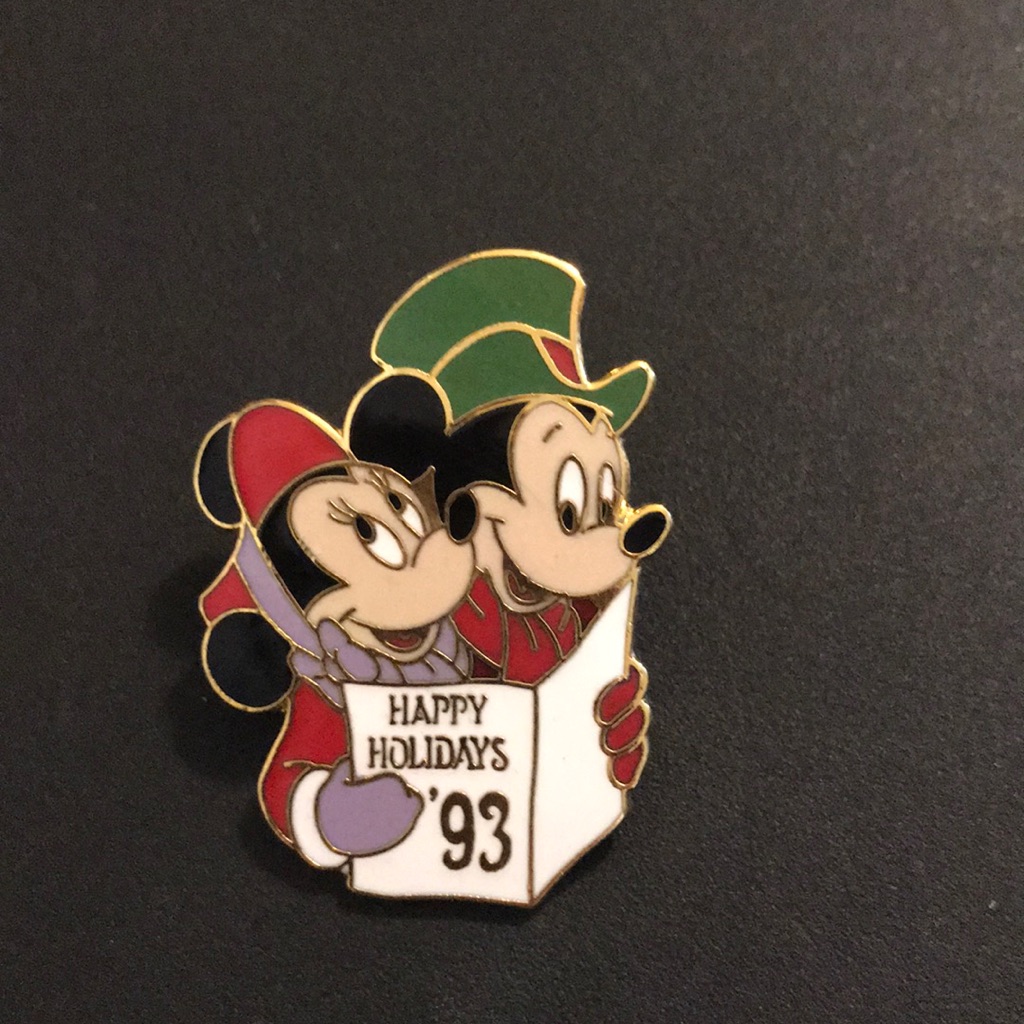 Mickey Minnie Disney Pin 15$
